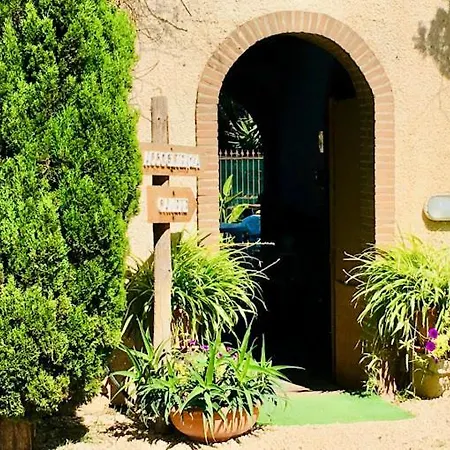 Country House *